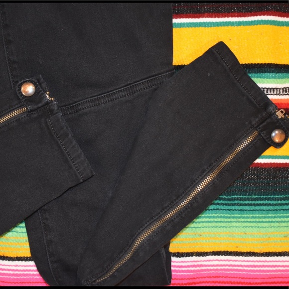 Pilcro and Letterpress Skinny Jeans - Picture 2 of 4